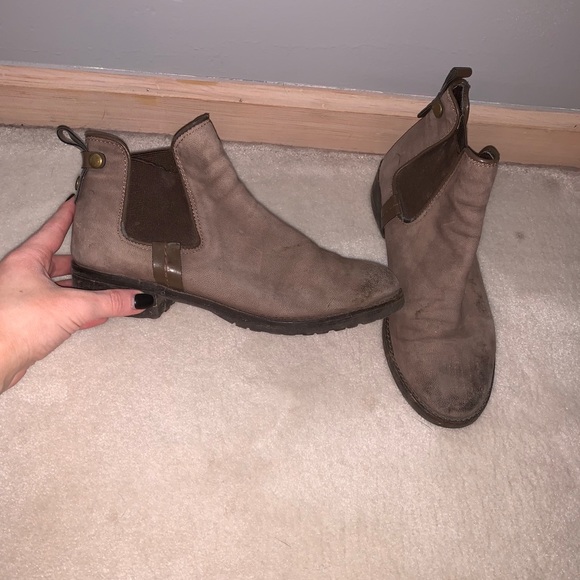 Steve Madden boots - Picture 2 of 2
